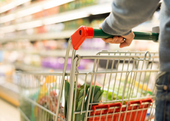 Food Markets and Street Food: Sampling Local Flavors on Your Business Trips