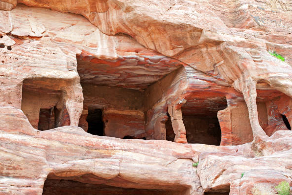 Cave Dwellings A Taste of the Ancient