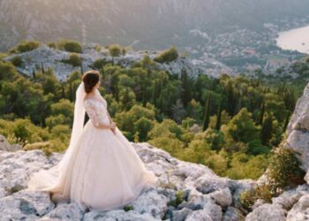 Destination Wedding Dress Codes: Cultural Attire Tips & Trends